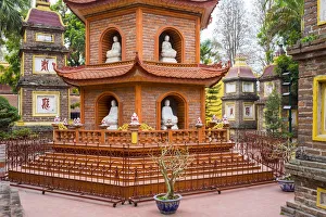 Tran Quoc Pagoda (Chua Tran Quoc), Tay Ho District, Hanoi, Vietnam