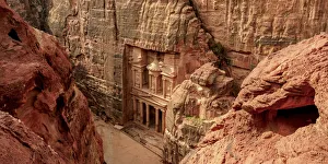 The Treasury, Al-Khazneh, elevated view, Petra, Ma an Governorate, Jordan