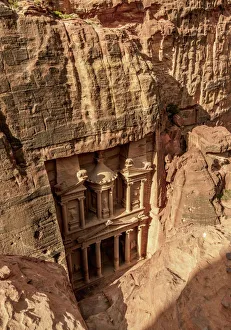 The Treasury, Al-Khazneh, elevated view, Petra, Ma an Governorate, Jordan