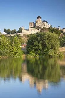 Images Dated 20th November 2013: Trencin Castle, Trencin, Trencin Region, Slovakia