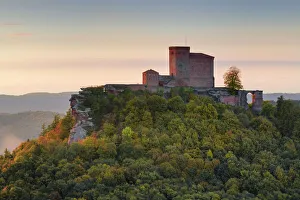 Annweiler Prints: Trifels Castle, Annweiler am Trifels