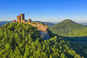 Images Dated 13th August 2020: Trifels near Annweiler, Palatinate forest, Rhineland-Palatinate, Germany