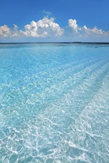 Water Surface Prints: Tropical lagoon - Maldives, Baa Atoll, Kunfunadhoo - Soneva Fushi