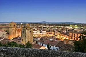 Extremadura Collection: Trujillo and the Plaza Mayor in the evening. Spain
