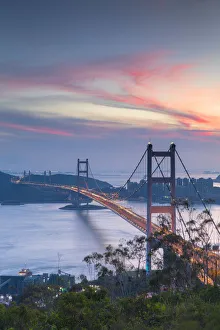 Images Dated 8th June 2018: Tsing Ma Bridge at sunset, Tsing Yi, Hong Kong, China