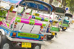 Images Dated 12th February 2014: Tuk-Tuks, Bangkok, Thailand