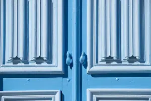 Tunisia, Kairouan, Madina, Hands of Fatima door handle on a blue door