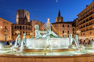 Valencian Community Prints: Turia fountain, Plaza de la Virgen, Valencia, Valencian Community, Spain