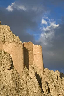 Images Dated 28th July 2008: Turkey, Eastern Turkey, Dogubayazit, Ruins of ancient fortress behind Ishak Pasa Palace