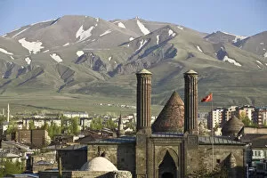 Images Dated 20th August 2008: Turkey, Eastern Turkey, Erzurum, Twin minaret Seminary, Cifte Minareli Medrese