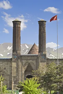 Images Dated 20th August 2008: Turkey, Eastern Turkey, Erzurum, Twin minaret Seminary, Cifte Minareli Medrese
