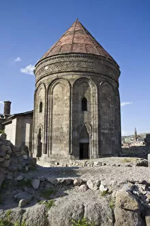 Images Dated 20th August 2008: Turkey, Eastern Turkey, Erzurum, Tomb at back of Twin minaret Seminary, Cifte Minareli