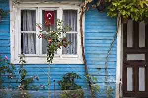 Images Dated 11th December 2013: Turkey, Istanbul, Sultanahmet, Historic Ottoman wooden house