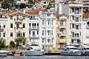Images Dated 17th January 2011: Turkish houses in Bebek district. Istanbul, Turkey