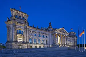 Government Building Prints: Twilight view of the front facade of the Reichstag building in Tiergarten