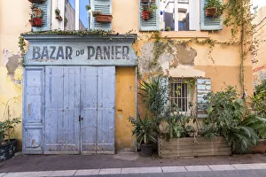 Alley Prints: Typical building along the streets of Marseille