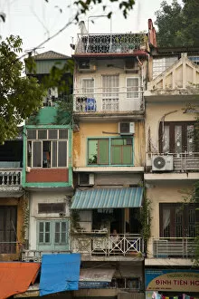 Images Dated 10th October 2012: Typical buildings in the Old Quarter, Hanoi, Vietnam