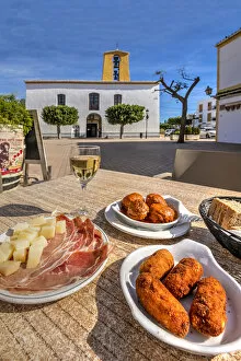 Cafe Gallery: Typical Spanish tapas, Santa Gertrudis de Fruitera, Ibiza, Balearic Islands, Spain