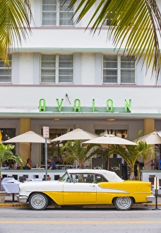 U. S. A, Miami, Miami Beach, South Beach, Ocean Drive, Yellow and white vintage car