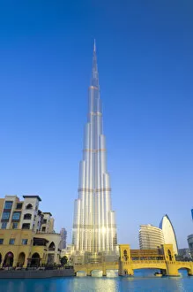 Images Dated 5th May 2011: UAE, Dubai, Burj Khalifa