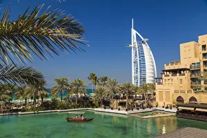 Images Dated 6th February 2019: UAE, Dubai, Burj Khalifa from Madinat Jumeirah Gardens