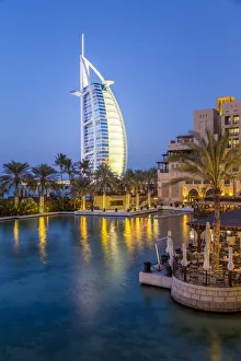 UAE, Dubai, Burj Khalifa from Madinat Jumeirah Gardens