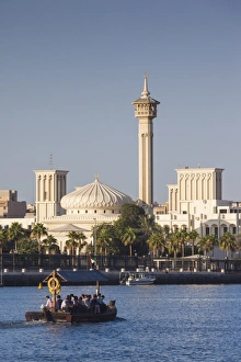 Abra Gallery: UAE, Dubai, Deira, Abra water taxis on Dubai Creek