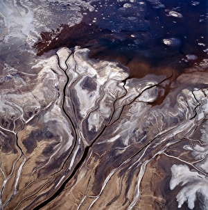 V Iew Gallery: The Uaso Nyiru delta from the air