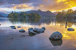 UK, Cumbria, Lake District, Keswick, Derwentwater, Derwent Isle