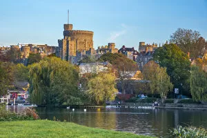 Images Dated 30th October 2017: UK, England, Berkshire, Windsor, Windsor Castle from River Thames