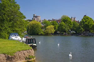 UK, England, Berkshire, Windsor, Windsor Castle and River Thames