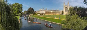 UK, England, Cambridgeshire, Cambridge, River Cam, Kings College, Punting