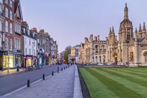 UK, England, Cambridgeshire, Cambridge, Kings Parade, Kings College