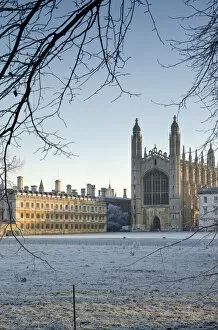 Images Dated 31st January 2011: UK, England, Cambridgeshire, Cambridge, The Backs, Kings College Chapel in winter