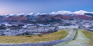 UK, England, Cumbria, Lake District, footpath overlooking Keswick from Latrigg