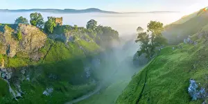 UK, England, Derbyshire, Peak District National Park, High Peak, Castleton, Cave Dale, Peveril Castle