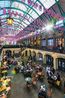 Images Dated 18th August 2022: UK, England, London, Covent Garden