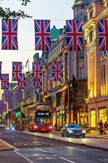 Images Dated 18th August 2022: UK, England, London, Regent Street