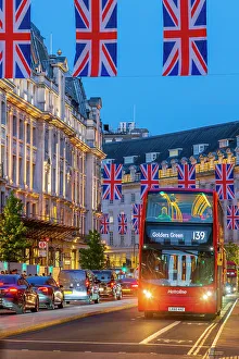 Images Dated 18th August 2022: UK, England, London, Regent Street