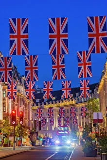 Images Dated 18th August 2022: UK, England, London, Regent Street