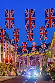 Trending: UK, England, London, Regent Street