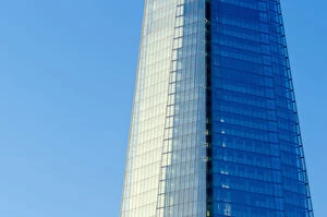 Images Dated 8th March 2012: UK, England, London, The Shard skyscraper (by Renzo Piano) at London Bridge