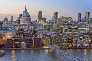 Images Dated 11th November 2016: UK, England, London, St. Pauls Cathedral and City of London Skyline
