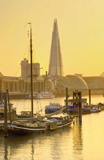London Collection: UK, England, London, Tower Bridge & The Shard (by Renzo Piano)
