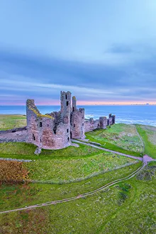 Northumberland Prints: UK, England, Northumberland, Dunstanburgh Castle
