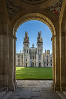 Images Dated 27th October 2017: UK, England, Oxfordshire, Oxford, University of Oxford, All Souls College