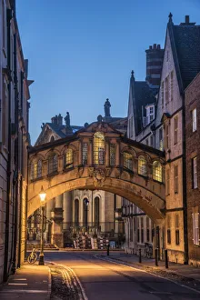 UK, England, Oxfordshire, Oxford, New College Lane, Hertford College, Bridge of Sighs