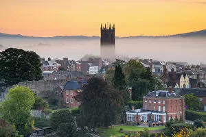 Images Dated 5th June 2018: UK, England, Shropshire, Ludlow, St Laurences Church at Sunrise