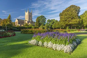 UK, England, Suffolk, Bury Saint Edmunds, St Edmundsbury Cathedral from the Abbey Gardens