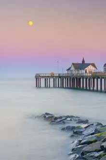 Images Dated 14th September 2016: UK, England, Suffolk, Southwold, Southwold Pier